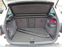 Fahrzeugabbildung Skoda Karoq 1,6 TDI Style Navi/ACC/LED