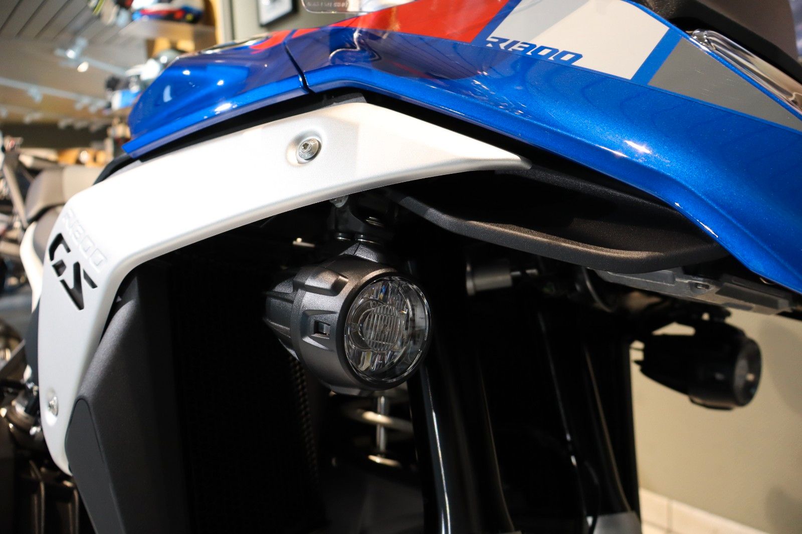 Fahrzeugabbildung BMW R1300GS ASA, 4 Pakete & Motorschutzbügel