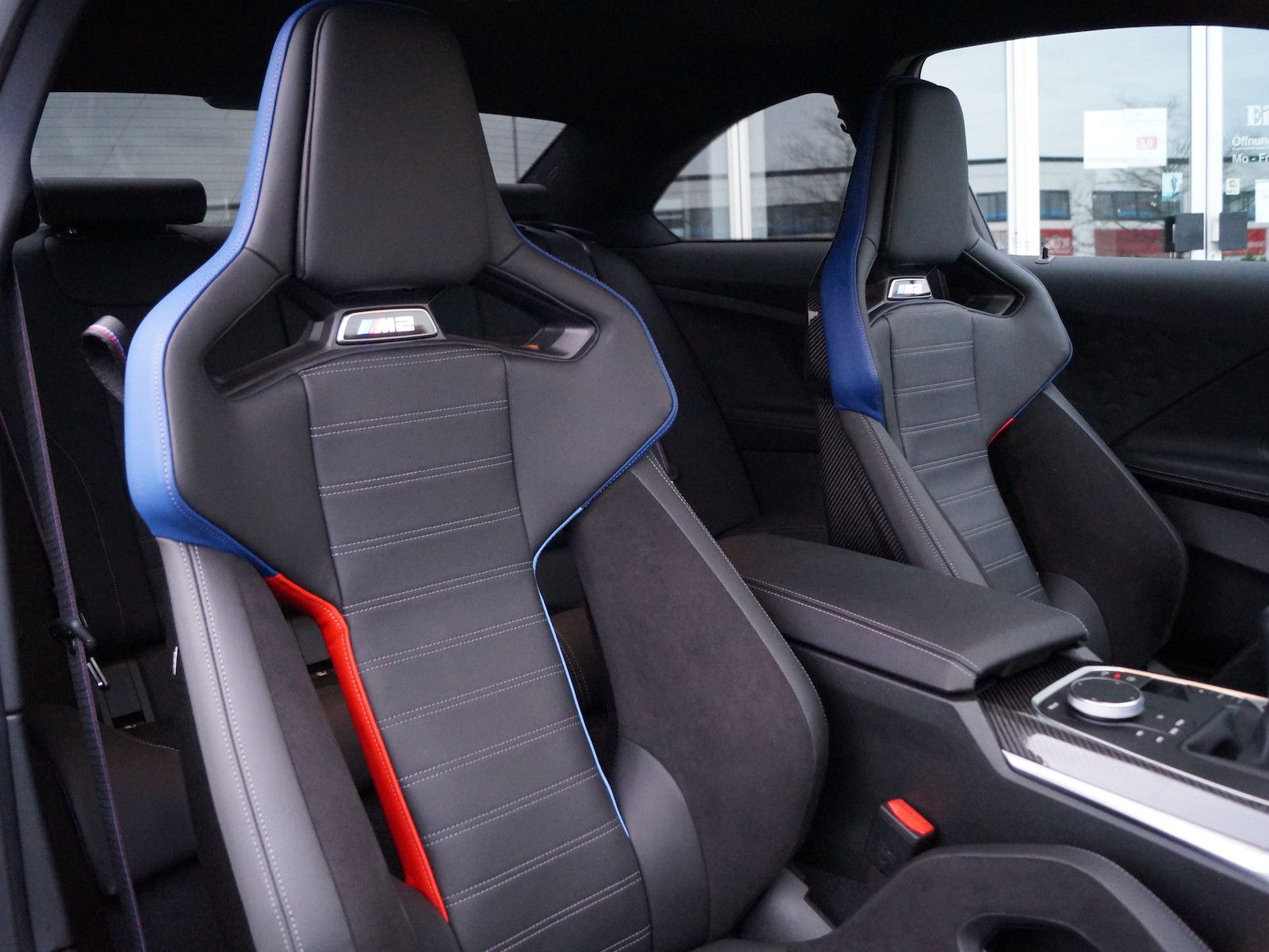 BMW M2 Coupe * M Race Track * V-Max * Navi * LED * foto 9