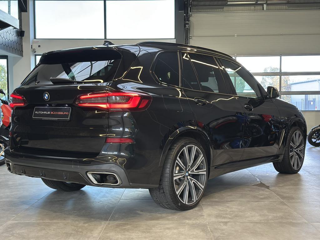 BMW X5 M50