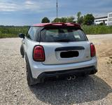 MINI John Cooper Works JCW John Cooper Works Trim... - silberne MINI John Cooper Works