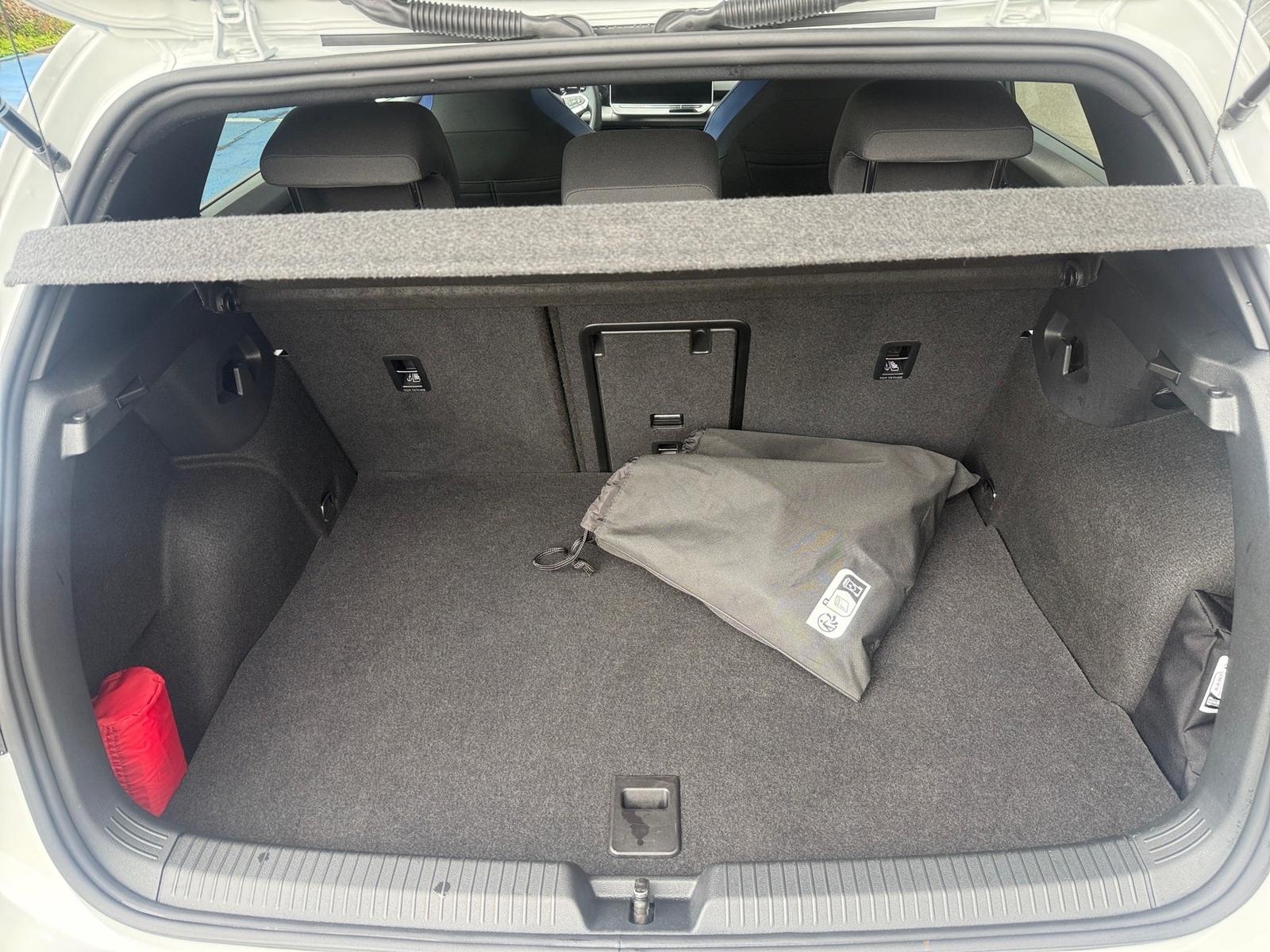 Volkswagen Golf VIII GTE *MATRIX*BLACKSTYLE*KAMERA*HUD*NAVI, миниатюра 13