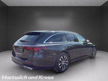 Mercedes E 200 - 8