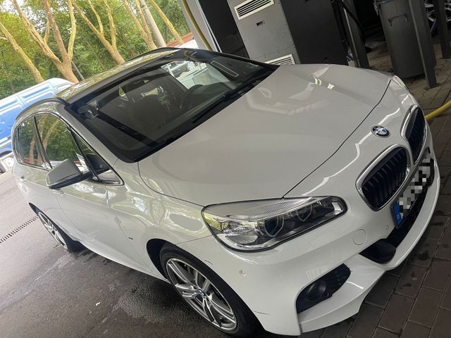 BMW 225xe M