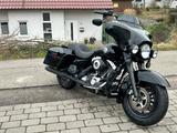 Harley-Davidson Street Glide - HARLEY-DAVIDSON MOTORRAD