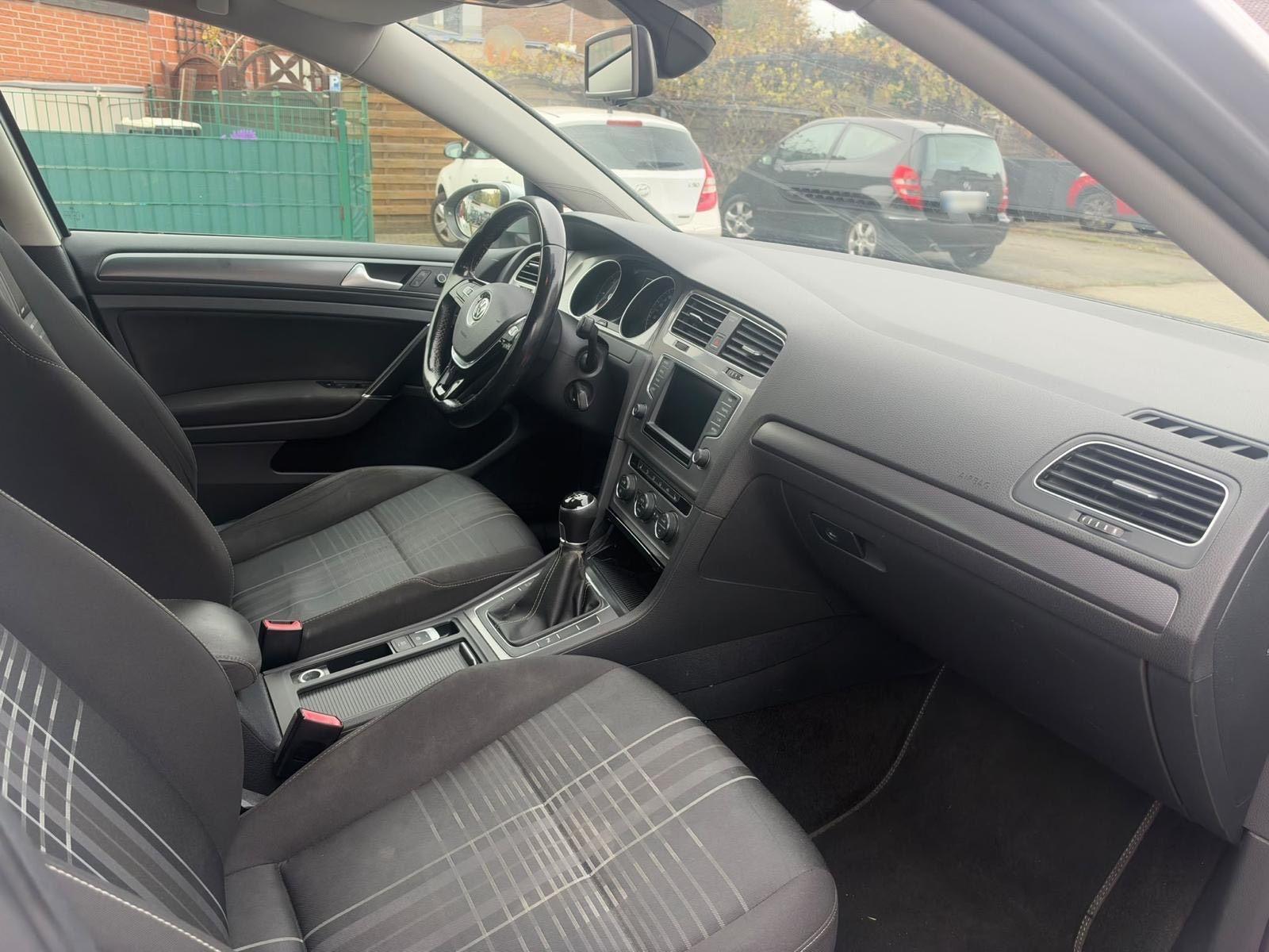 Volkswagen Golf 2015 — photo 9
