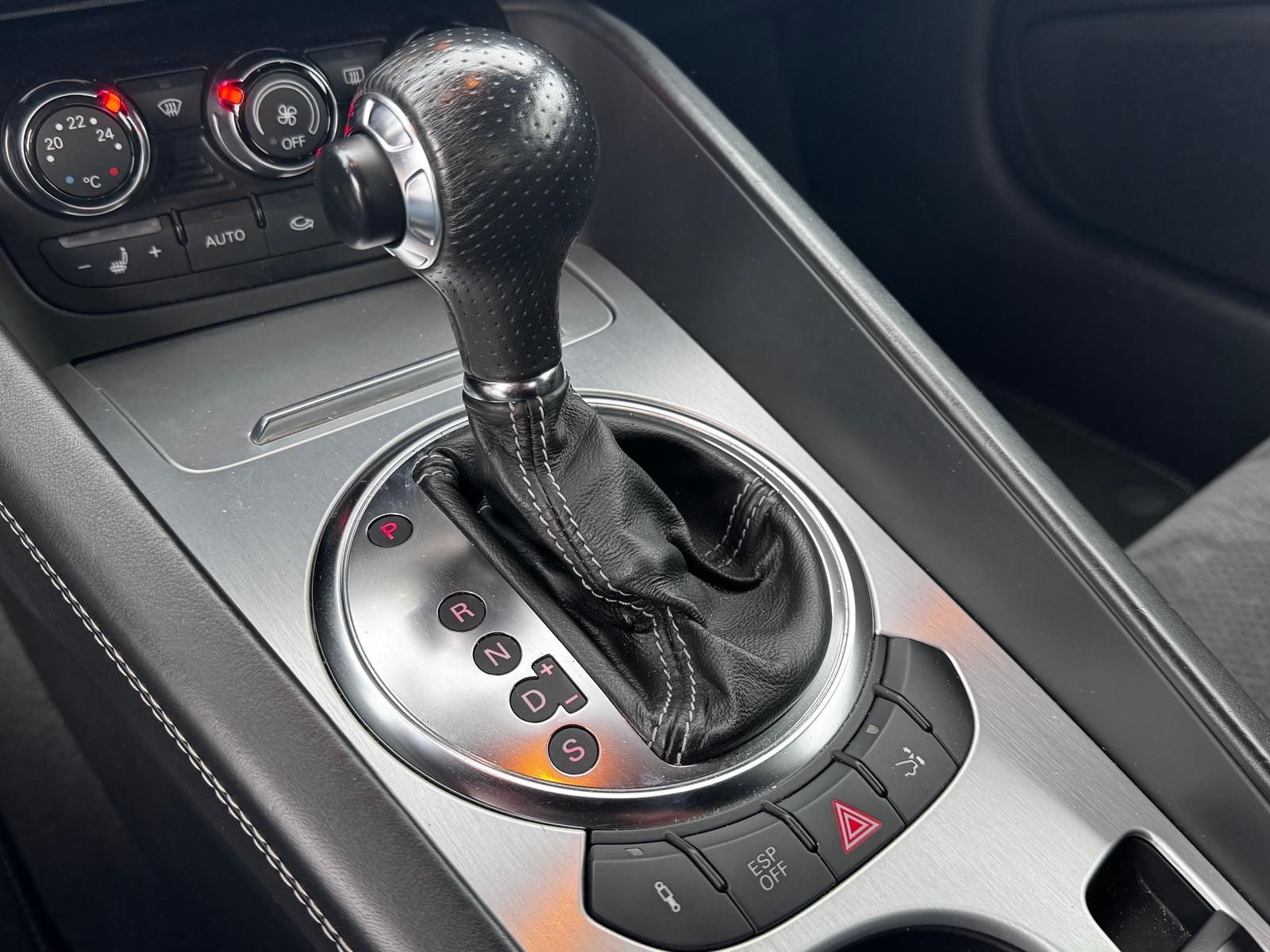 Fahrzeugabbildung Audi TT 2.0 TFSI Coupe/Roadster S line Sport / Plus