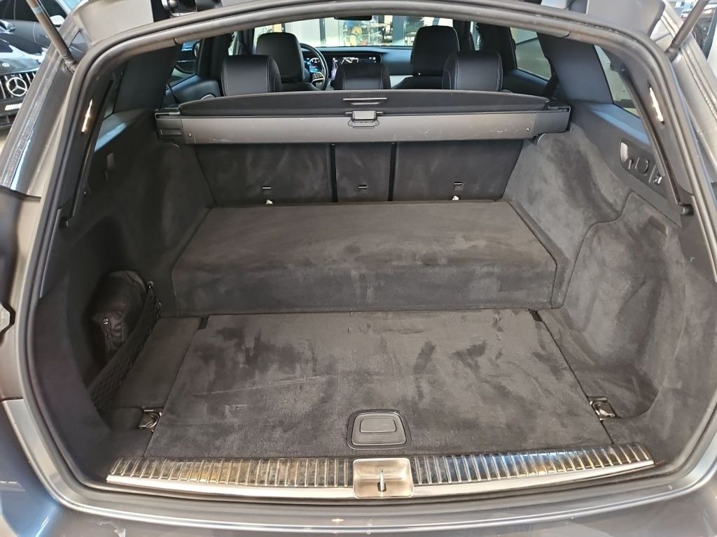 Fahrzeugabbildung Mercedes-Benz E 300 deT 4M AMG Distronic+ LED SHZ 360° Ambie.