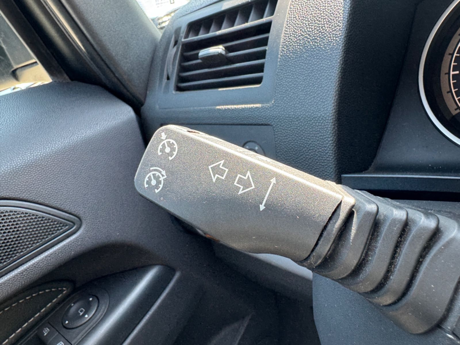 Fahrzeugabbildung Opel Zafira B Cosmo/7. Sitzer/Klimaautom./Pano./TÜV