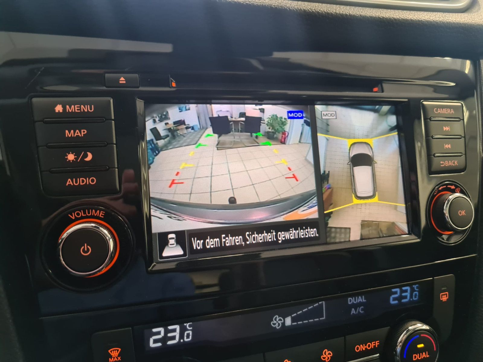 Fahrzeugabbildung Nissan Qashqai Akari / VOLLLEDER / LED / KAMERA