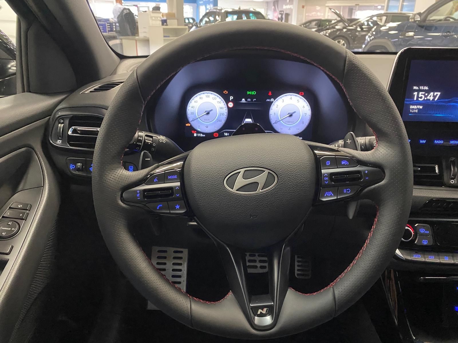 Fahrzeugabbildung Hyundai i30 N-Line APP+KLIMA+RFK+PDC+NAVI+SITZHEIZ+Andro