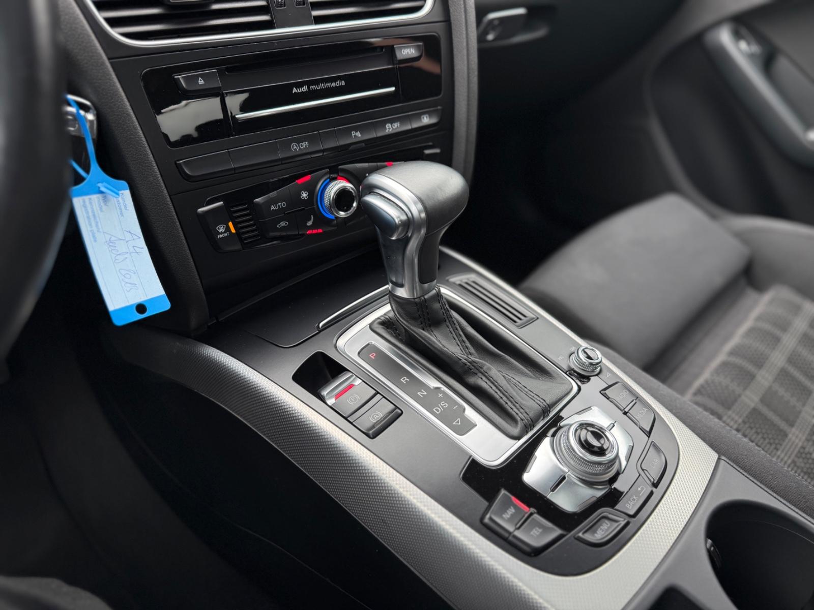 Audi A4 2.0 TFSI quattro 224 ch BVA / Toit ouvrant / Caméra de recul / Xénon / Sièges chauffants