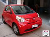 Toyota TOYOTA - iQ 1.4 d 90cv lounge - rote Toyota IQ