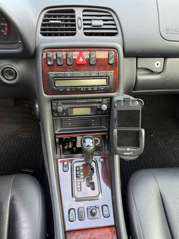 Mercedes-Benz CLK 320