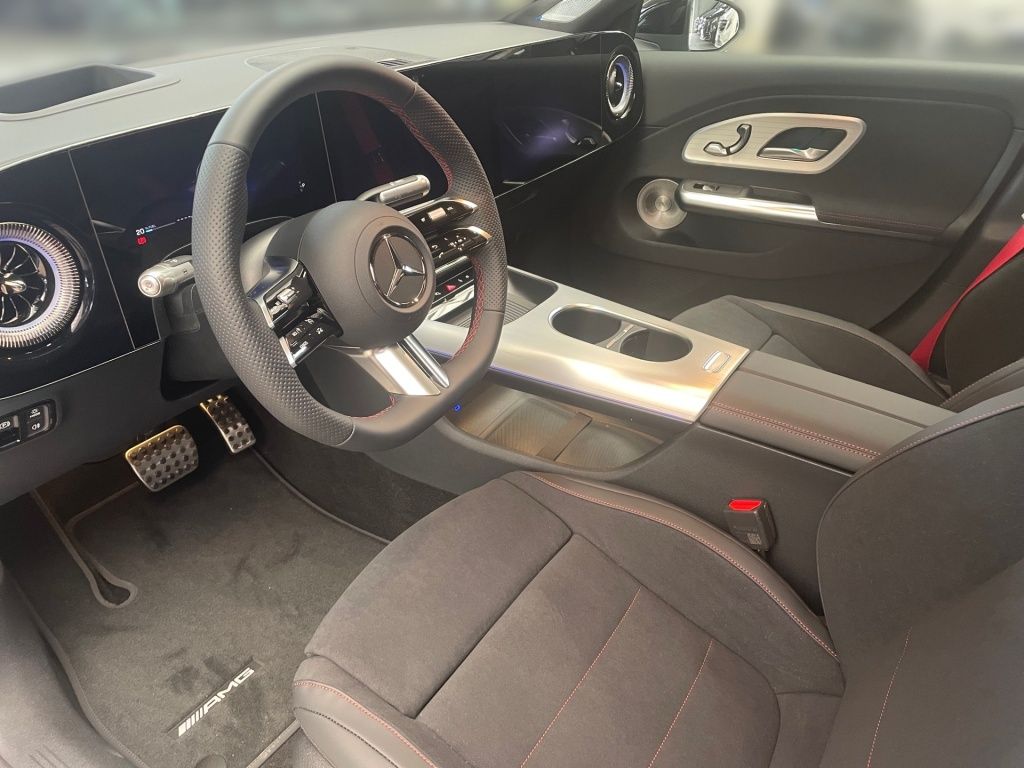 Fahrzeugabbildung Mercedes-Benz CLA 220 4M +AMG+NIGHT+AHK+SUPERSCREEN+BURM+MEMOR