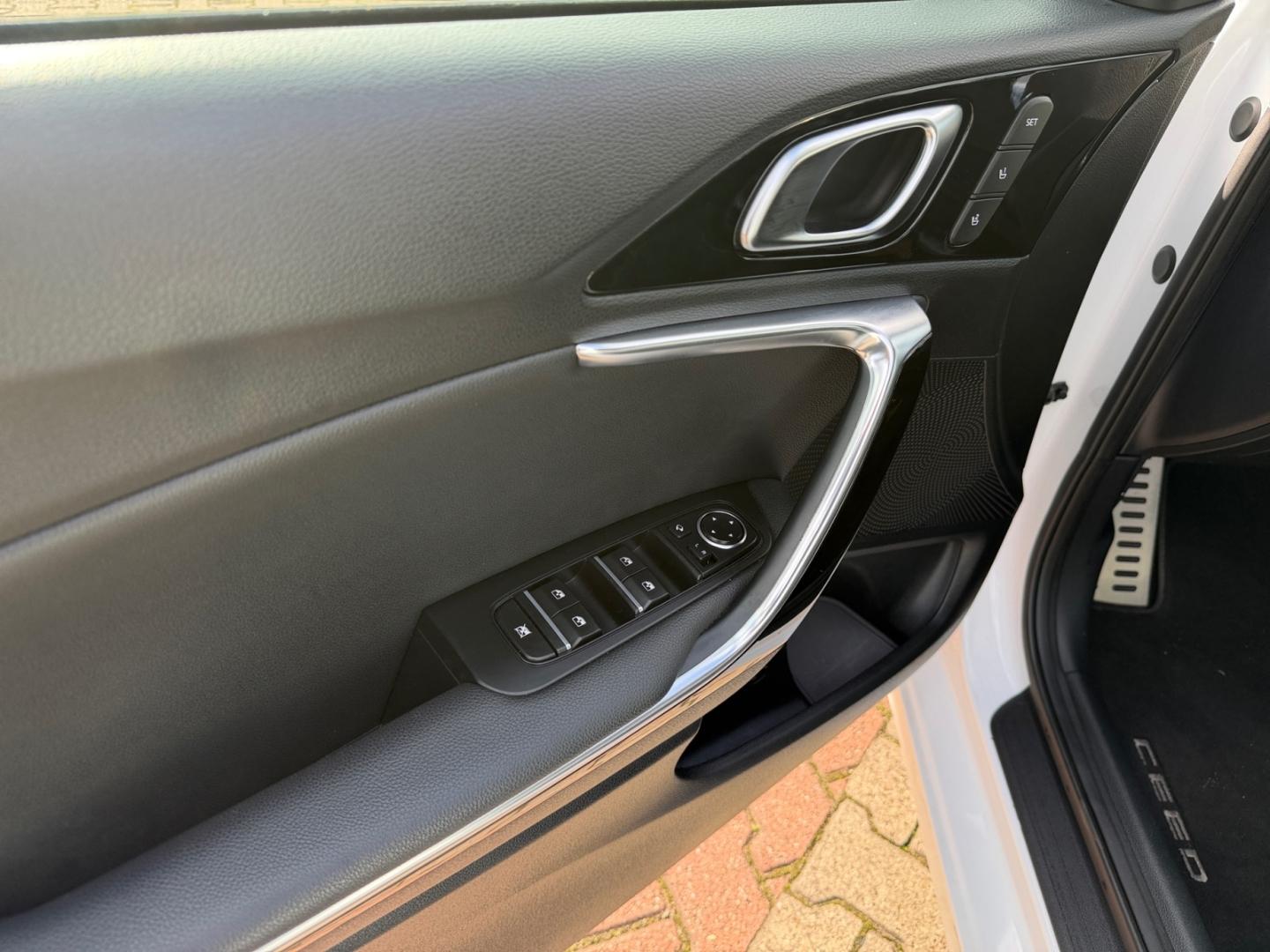 Kia Ceed Spirit *ACC*CarPlay*Leder*PDC*AHK*
