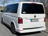 Volkswagen T6 Multivan Edition 30; Neuer Motor! 4Motion - VW T6 Multivan Gebrauchtwagen in Berlin