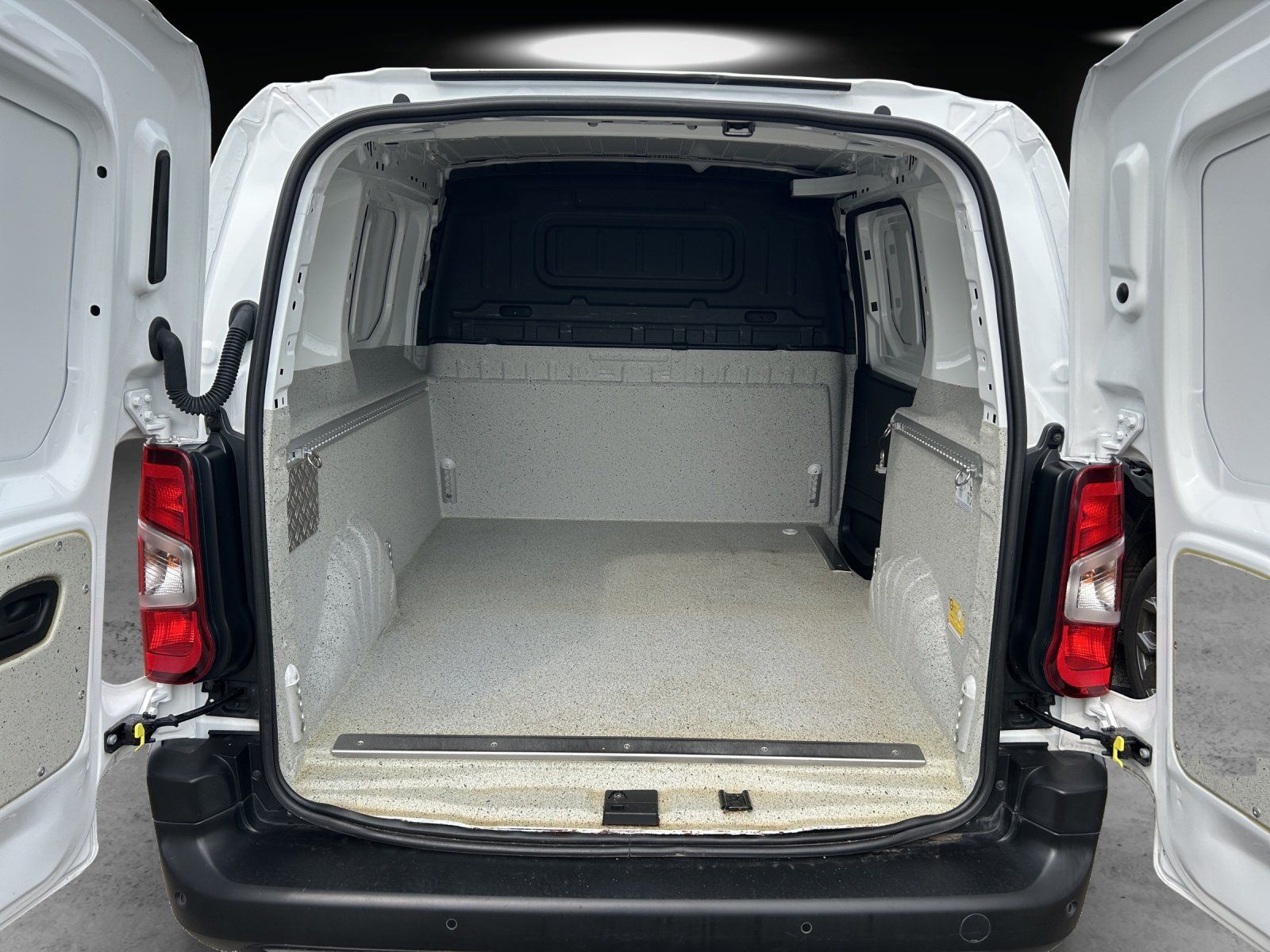 Fahrzeugabbildung Opel Combo Cargo Edition