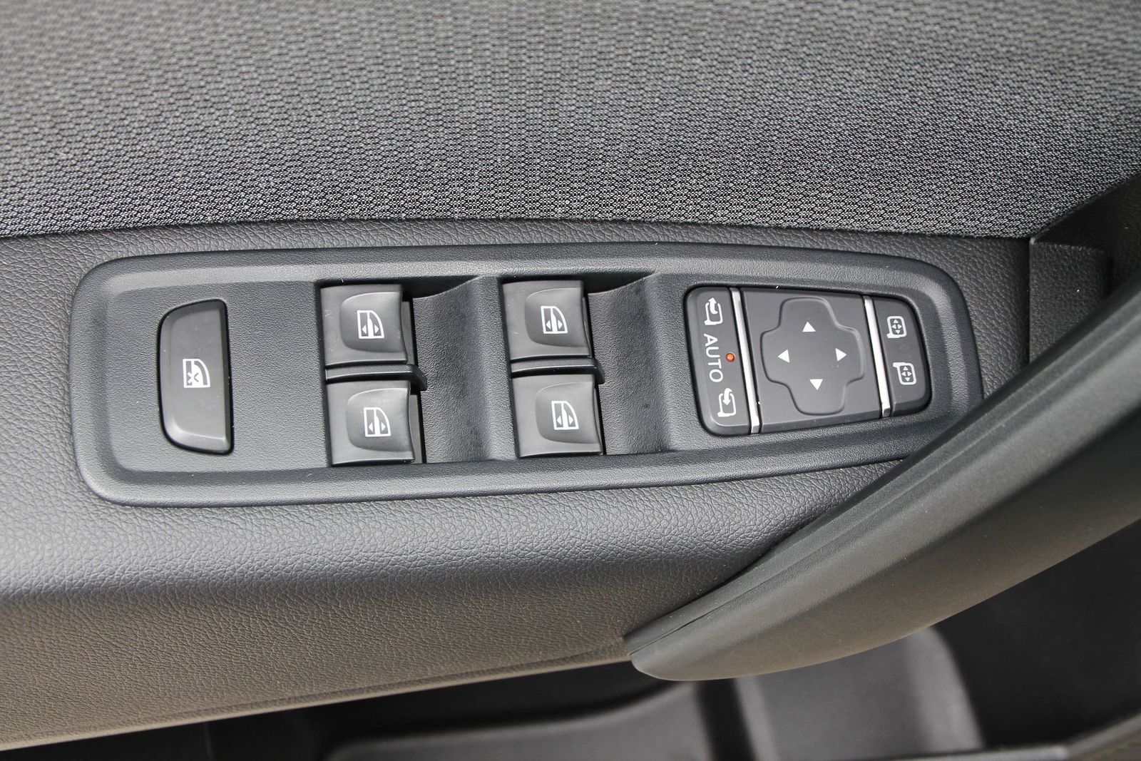 Fahrzeugabbildung Renault Kangoo 3 EDITION One TCe 100