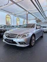 Mercedes-Benz E 350 E -Klasse Coupe *TÜV SERVICE NEU* - Mercedes-Benz Coupé aus dem Jahr 2009