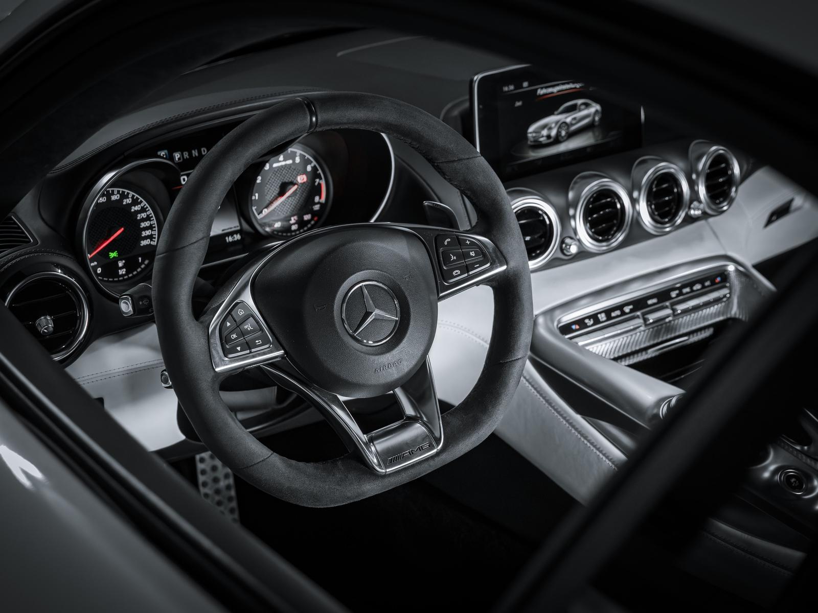 Mercedes-Benz AMG GT S Night Paket Performance Sitze
