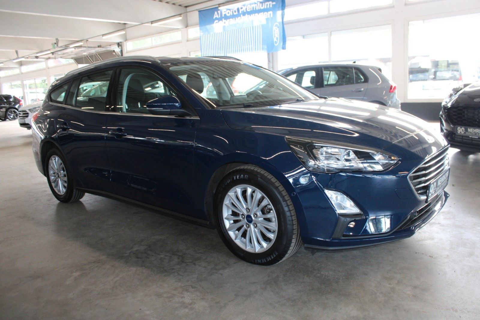 Fahrzeugabbildung Ford Focus Turnier Titanium LED CAM WinterPaket NAVI