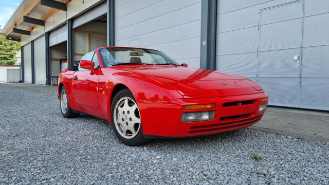 Porsche 944 S2 Cabrio Indischrot, Leder sc...