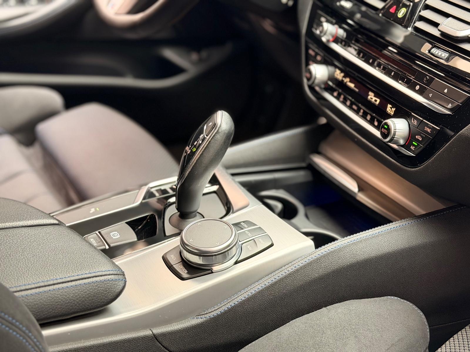 BMW 520i Limo M-Sport/LED/CAM/Head-Up/CarPlay