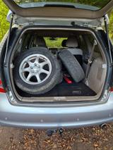 Mitsubishi Grandis 2.4 Intense 6-Sitzer Intense - Mitsubishi Grandis mit Benzin-Antrieb