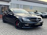 Mercedes-Benz C 63 AMG Coupe Edition 507/Distr./Pano/Key-Go/ - Mercedes-Benz C 63 AMG: Sportwagen