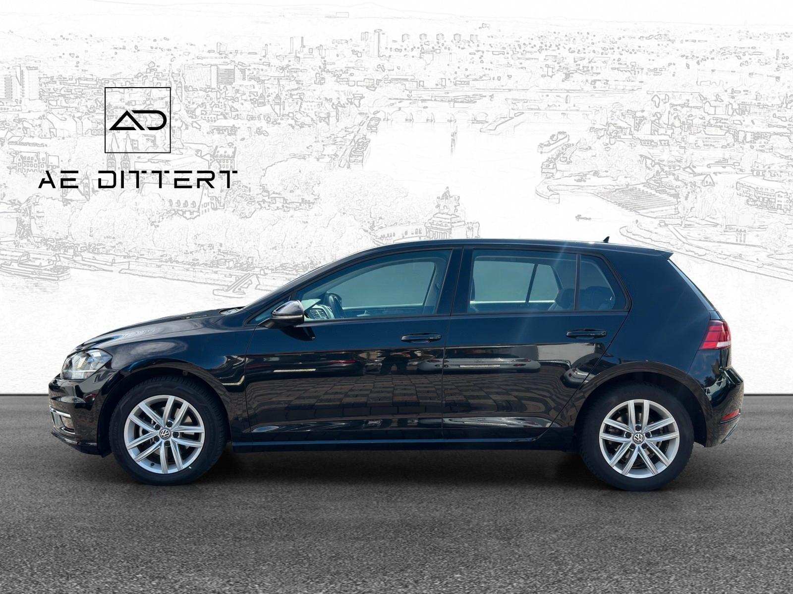 Volkswagen Golf VII Lim. Comfortline +Navi+Shz+