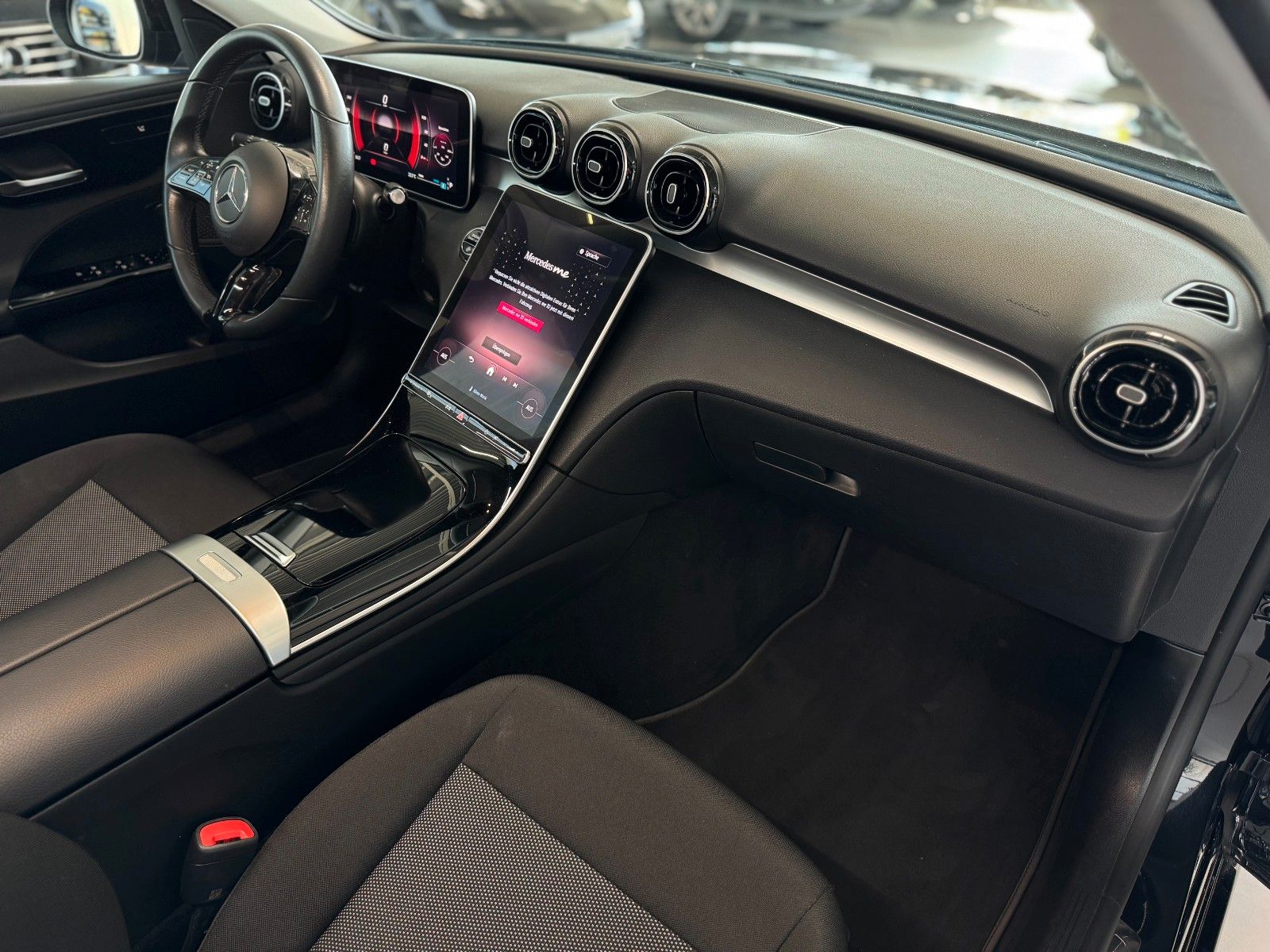Fahrzeugabbildung Mercedes-Benz C 200 d T Avantgarde Night-Paket Business-Paket