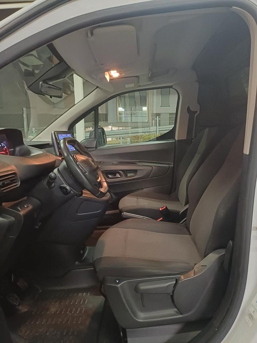 Peugeot Partner Premium L1 Klima*Navi*PDC*Tempomat*SHZ*