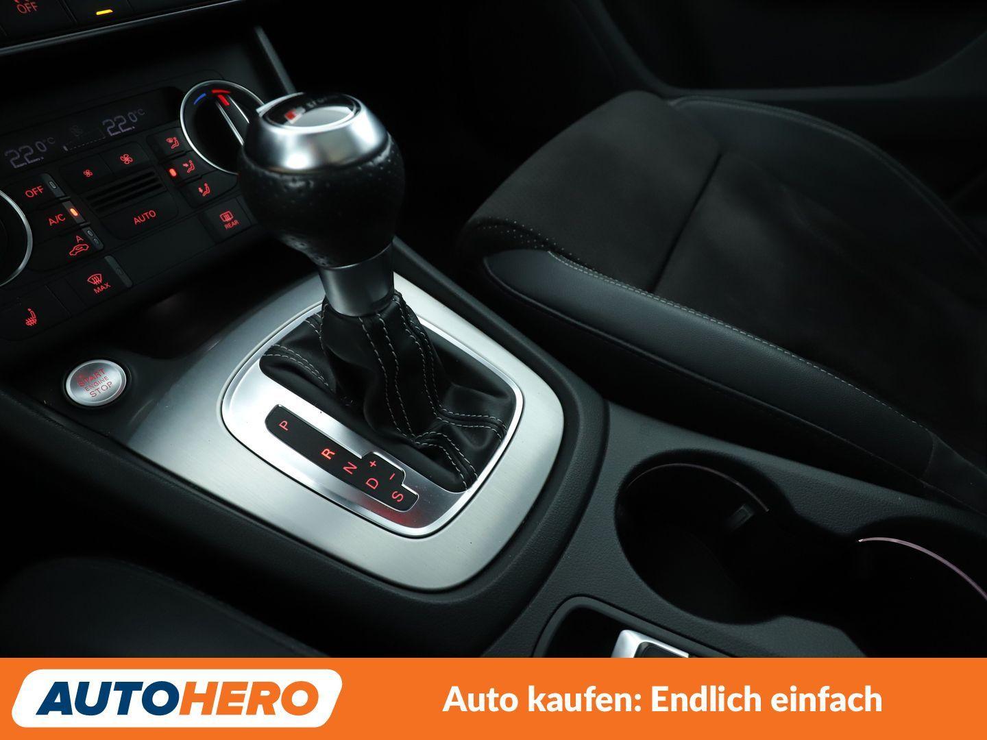 Audi Q3 2.0 TFSI quattro Sport Aut.*NAVI*LED*TEMPO*