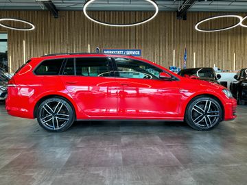 Volkswagen Golf *1.HAND*PANO*STHZ*AHK*ACC*NAV*2-ZONEN*