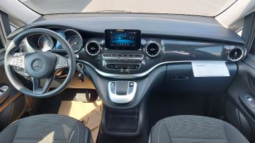 Mercedes V 220 - 8