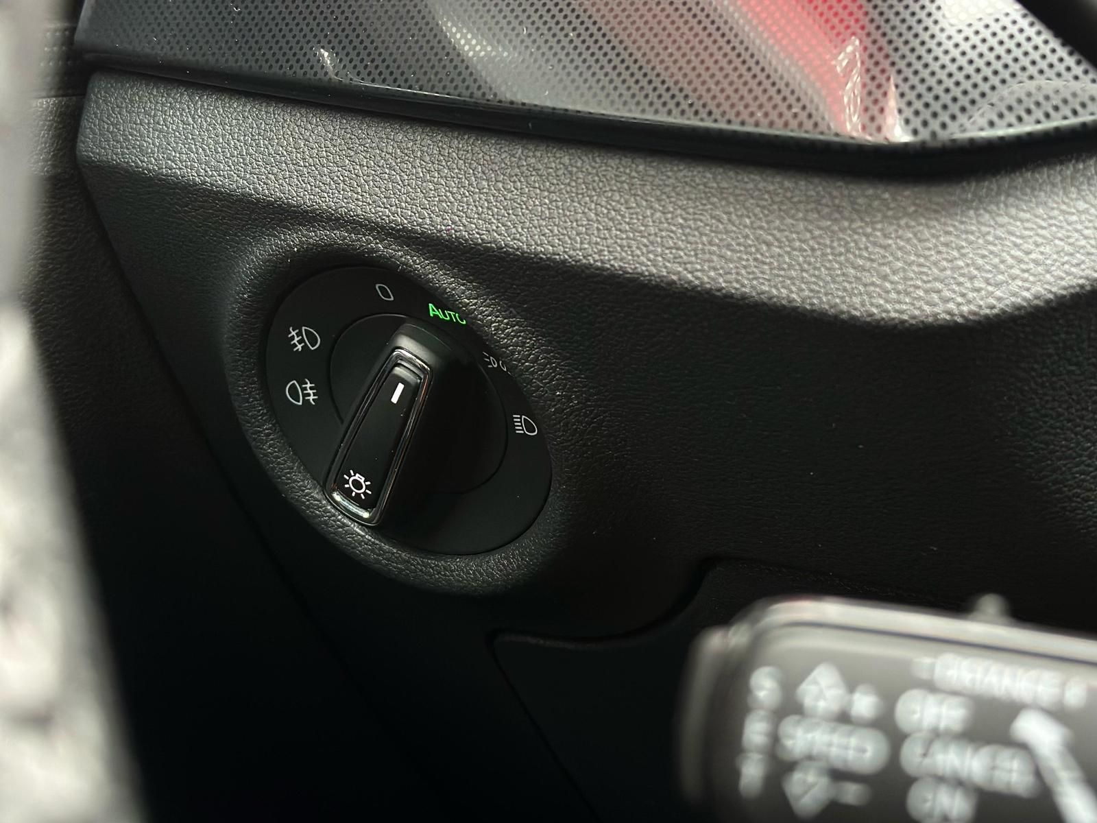 SKODA Scala 1.0TSI MONTE CARLO LED#AHK#ACC#CAM#VIRTUAL - Image 19