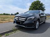 Mercedes-Benz GLA 220 d 4MATIC AMG Line Leder AHK Navi - gebrauchte Mercedes-Benz GLA 220 aus dem Jahr 2015