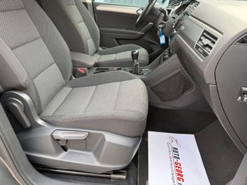 Volkswagen Touran - 8