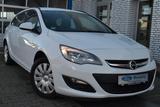 Opel Astra J Sports Tourer Selection - Opel Astra: Selection