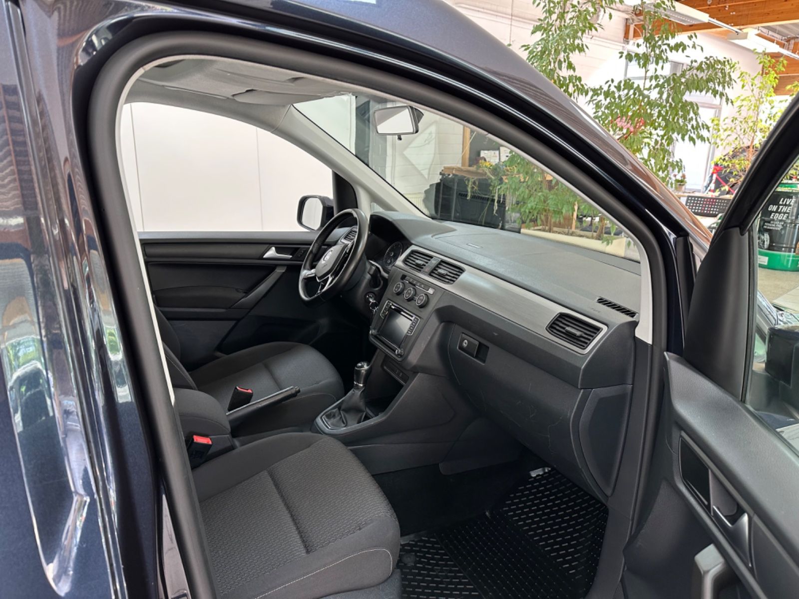 Fahrzeugabbildung Volkswagen Caddy PKW Trendline BMT 4Motion*Klima*