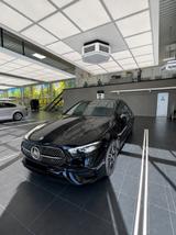 Mercedes-Benz A 200 DCT AMG Line Premium