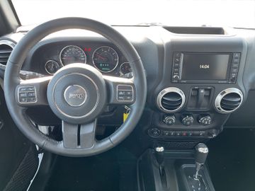 Jeep Wrangler 2.8 CRD Sahara AHK+SHZ+LM+Leder+Tempoma