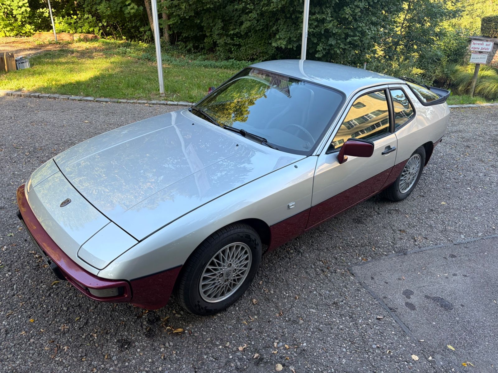 PORSCHE 924 4