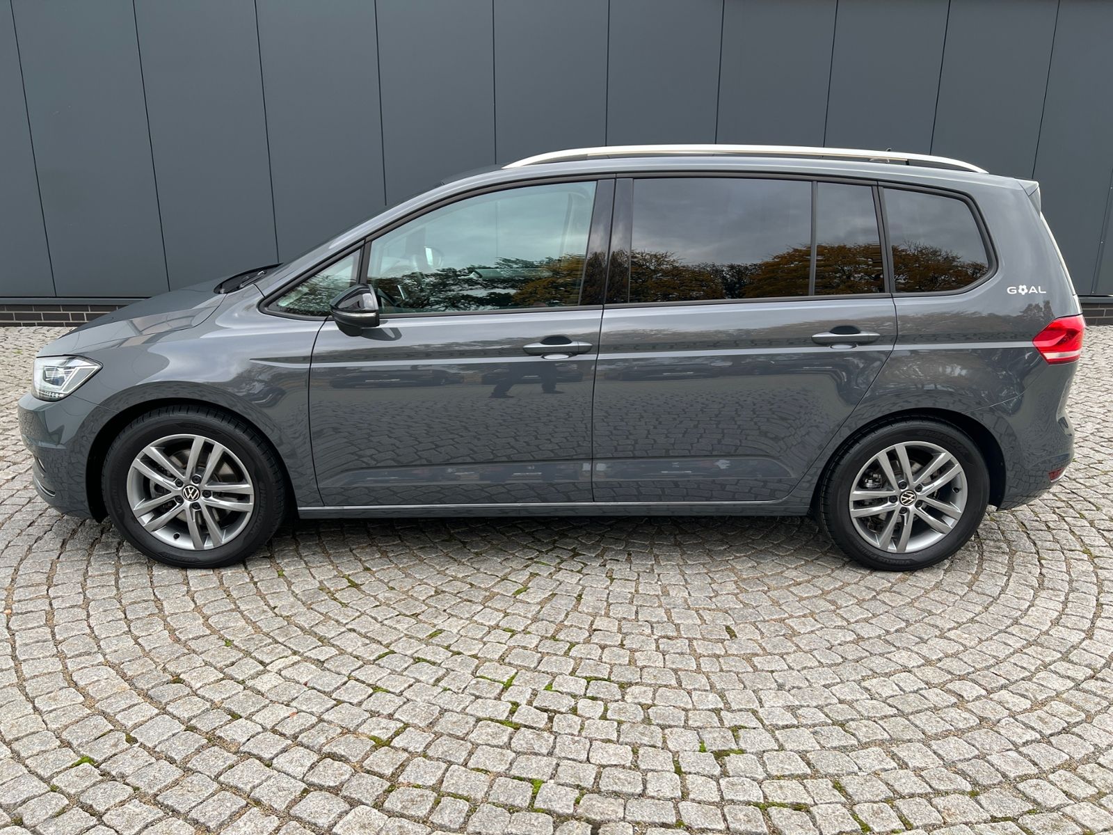 Fahrzeugabbildung Volkswagen Touran Goal 1.5 TSI DSG *AHK, IQ Light, ACC, Kam