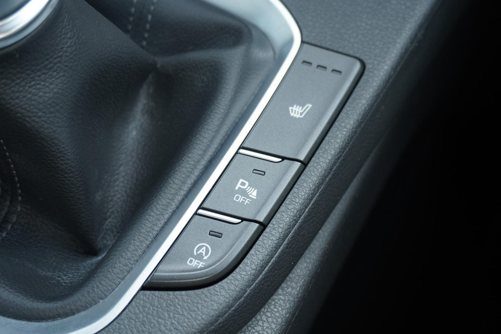 Hyundai i30 Kombi 1.0 T-GDI Klima Tempomat SHZ PDC