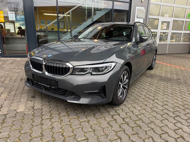 BMW 330 Touring Advantage*AHK*NAVI*LED*PDC*