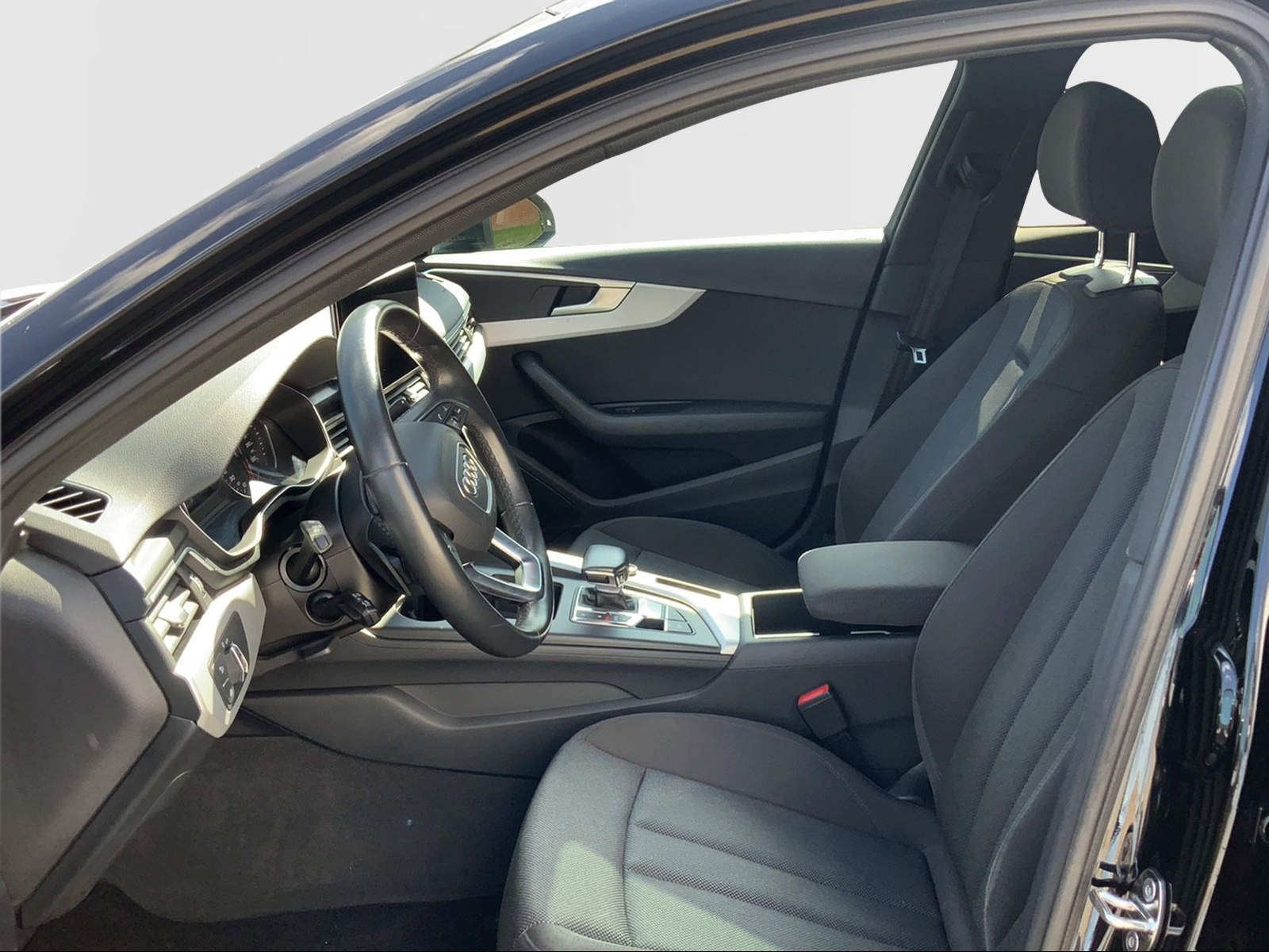 A4 2.0 TFSI Avant, LED,RFK,SHZ,NAV.