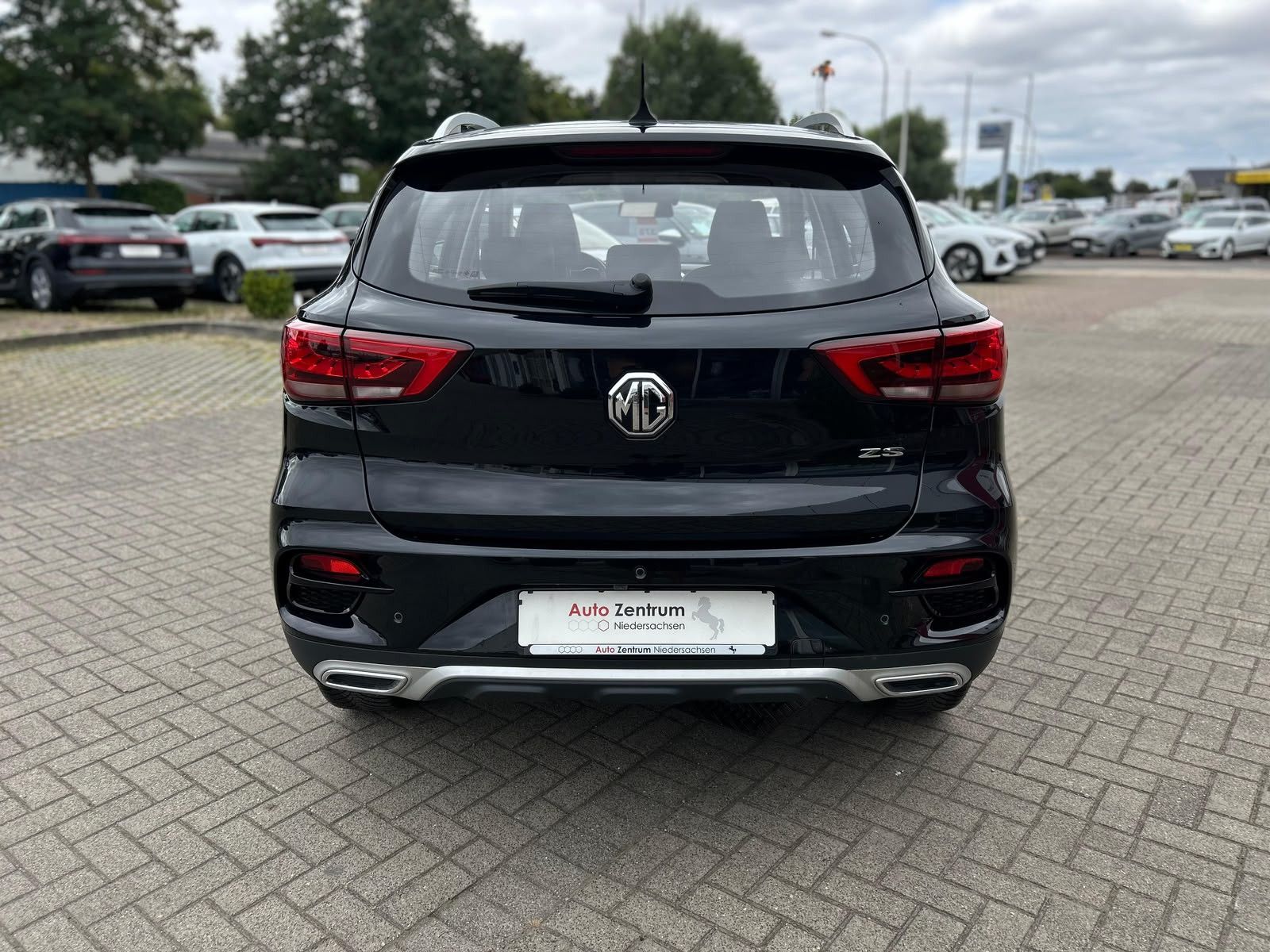 MG ZS