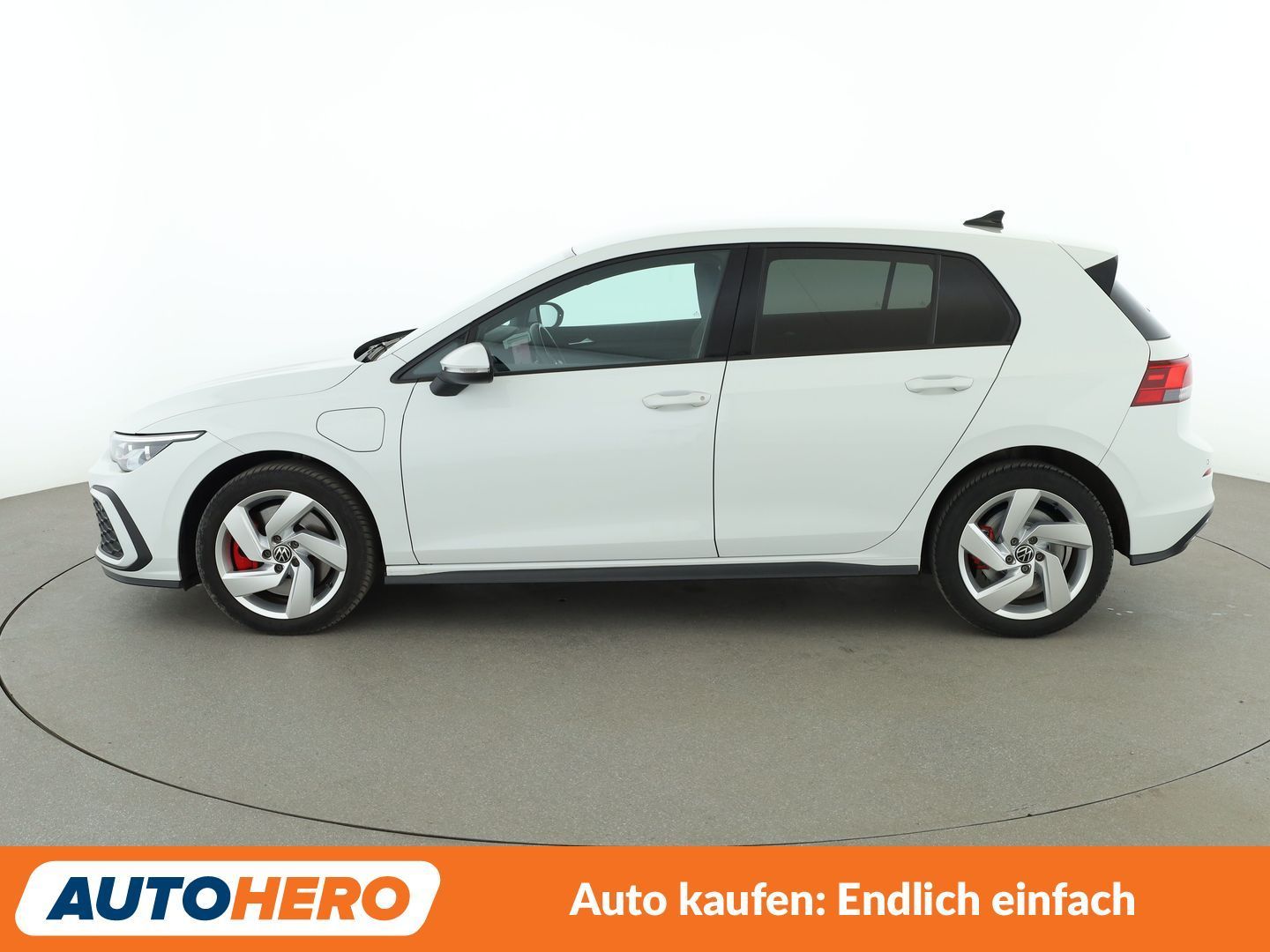 Volkswagen Golf VIII 1.4 GTE Aut.*NAVI*LED*PDC*ACC*SHZ*LHZ* imagem 3